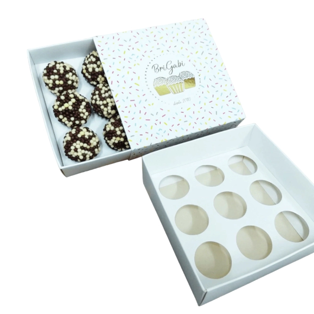 100 Caixas p/ 9 brigadeiros - PERSONALIZADA com Hot-Stamping