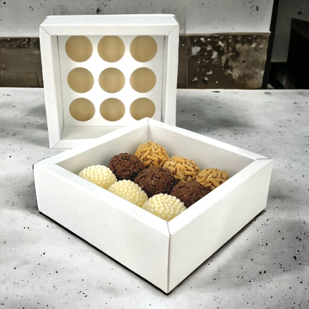 10 Caixas para 9 brigadeiros LUXO c/ tampa em PVC