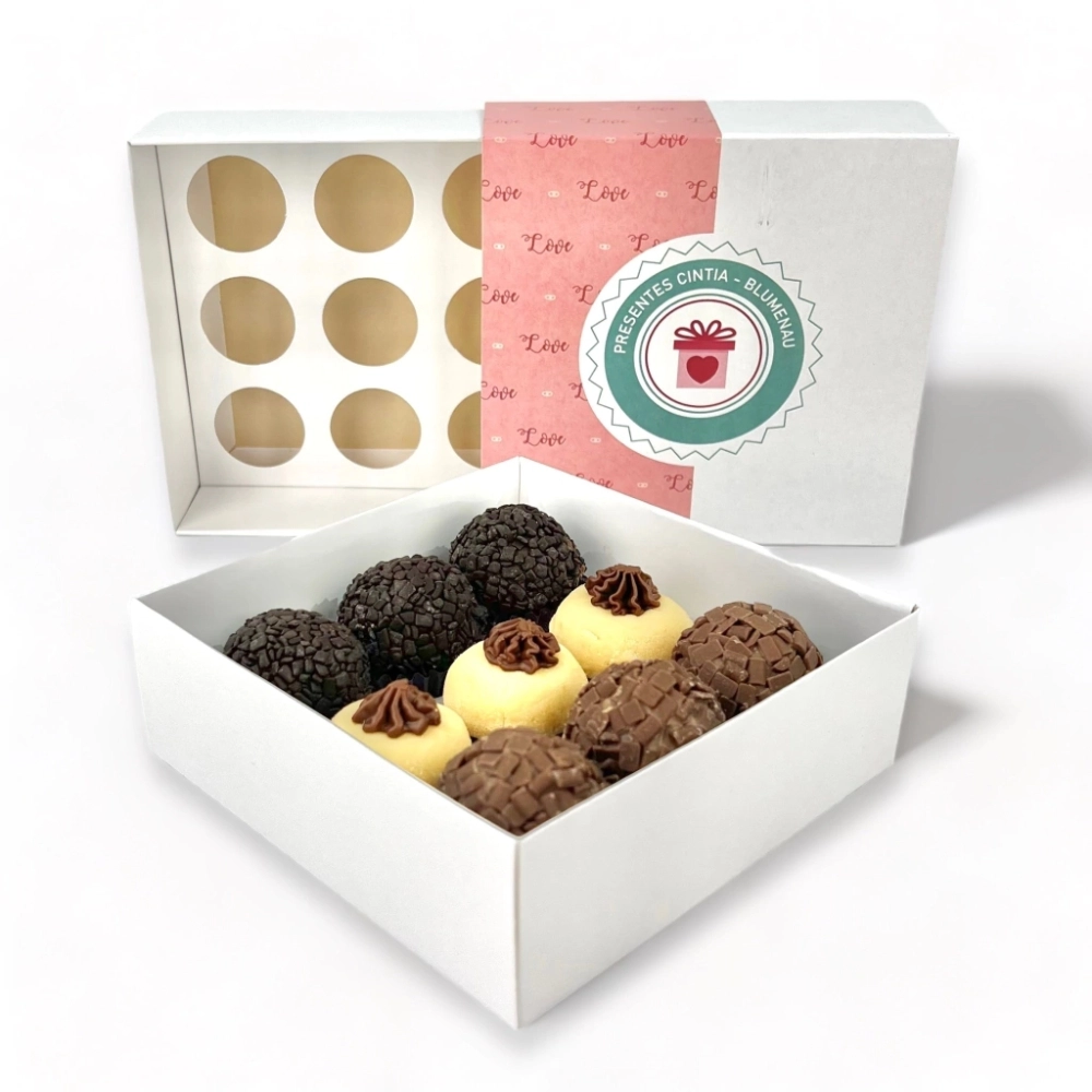 50 Caixas p/ 9 brigadeiros - PERSONALIZADA